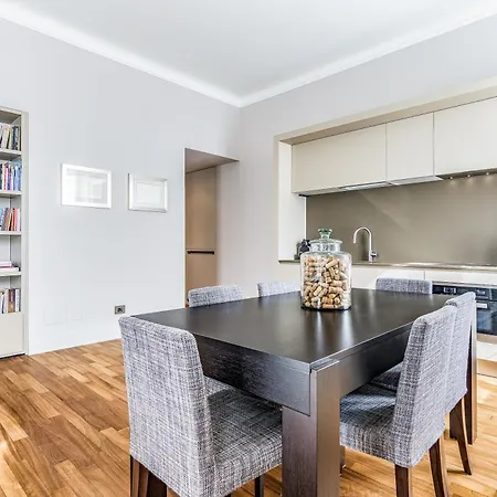 Brand New - Fiera Via Sardegna Apartment *